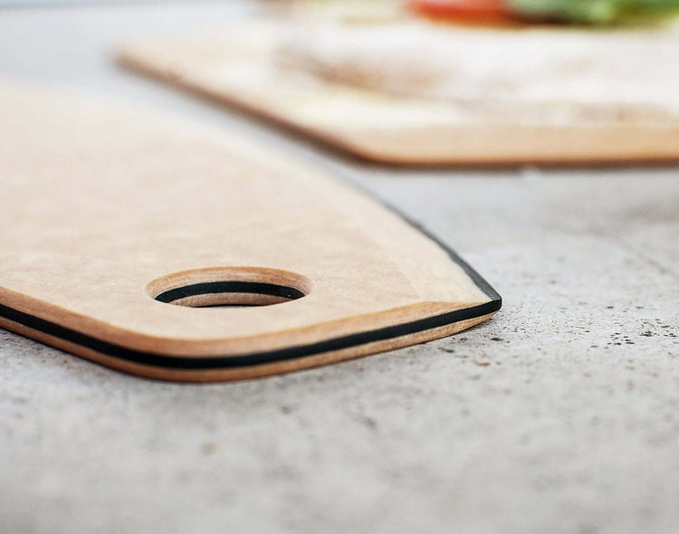 Epicurean Pizza Cutter Natural Corner Detail